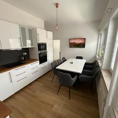 To&to 3 Bedroom Штутгарт